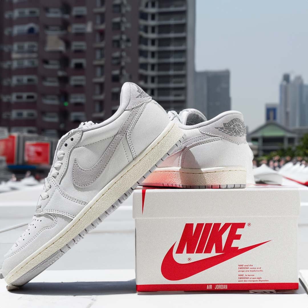 AJ1 Low '85 OG 'Neutral Grey' năm 2023