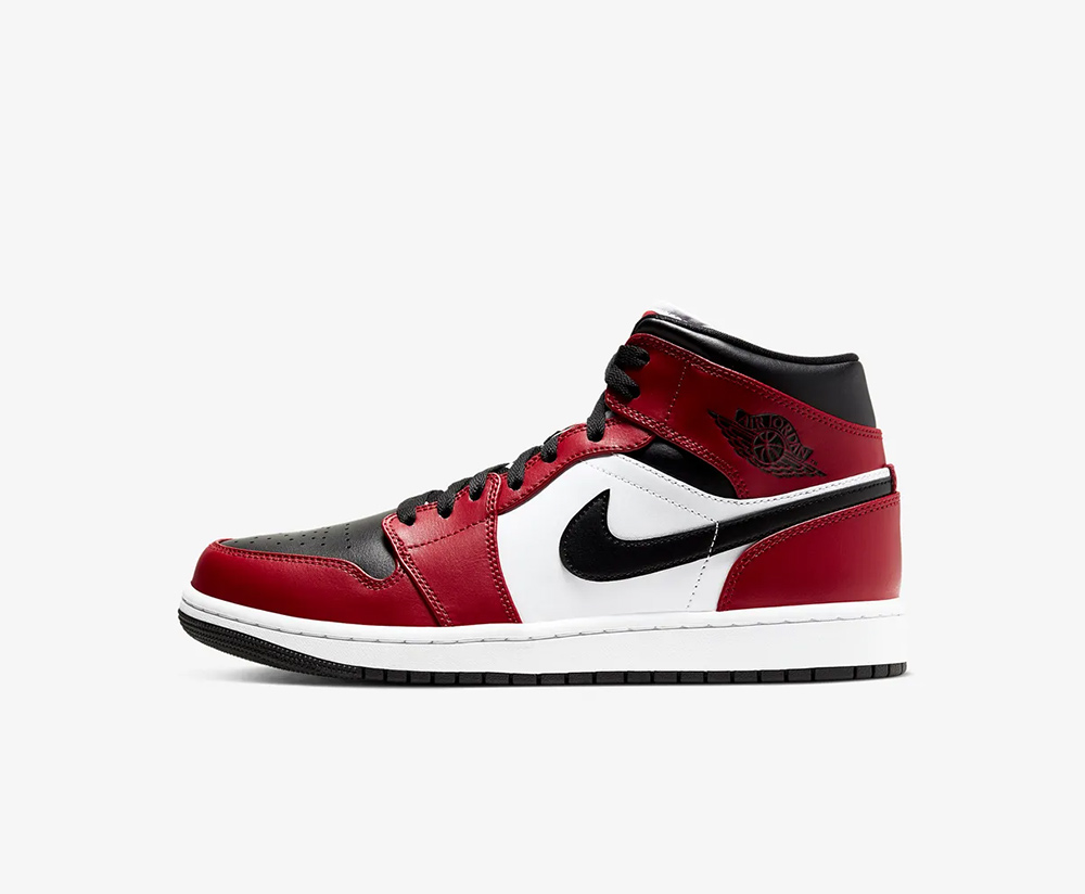 Nike Air Jordan 1 Mid 'Chicago Black Toe' 554724-069