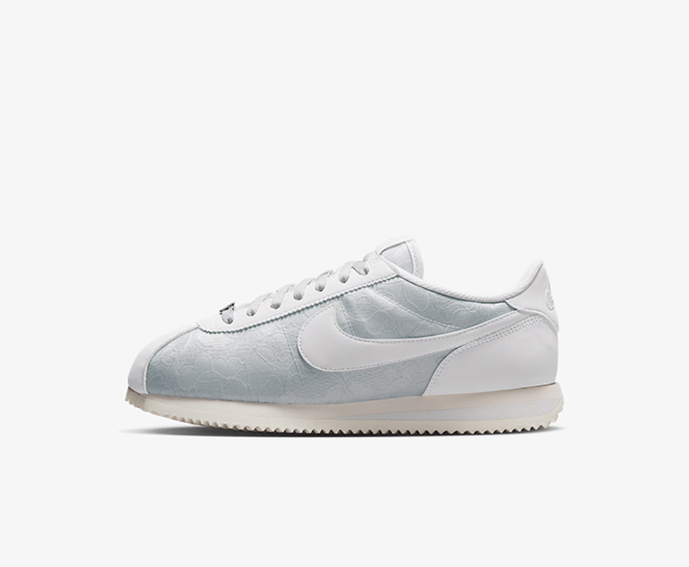 Nike Wmns Cortez 'Platinum Tint Floral' HM8286-001