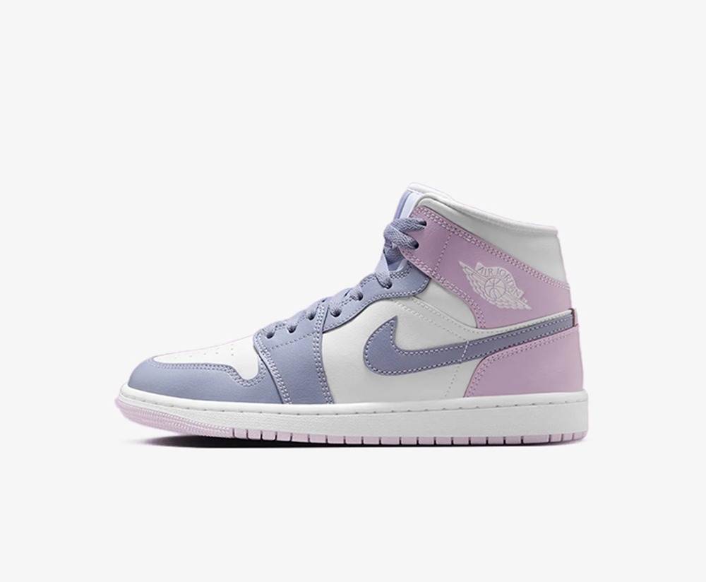 Nike Wmns Air Jordan 1 Mid 'Indigo Haze' BQ6472-510